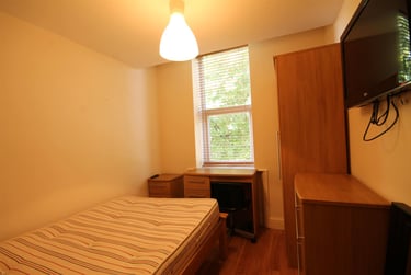 6 bed house, Doncaster Road, Sandyford, Newcastle, NE21RB - Image 4